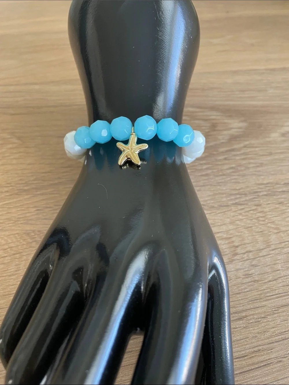 HAND CRAFTED BEADED STARFISH STRETCH BRACELET Aqua Blue & White Faceted Beads